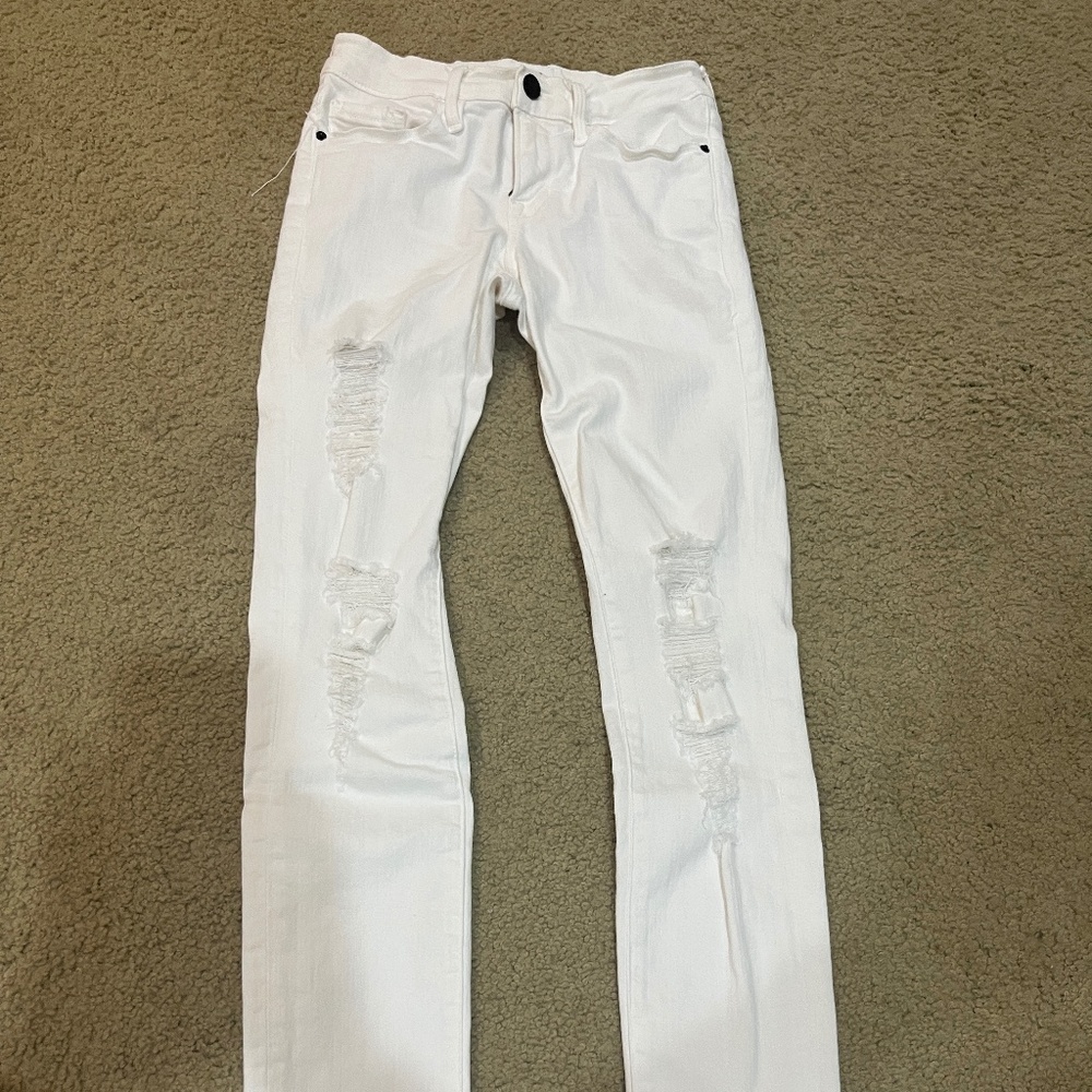 FRAME Ripped Skinny Jeans